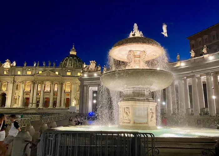 Bright Apartment Near Colosseum, Steps To Metro, Ac & Fast Wifi * Rome