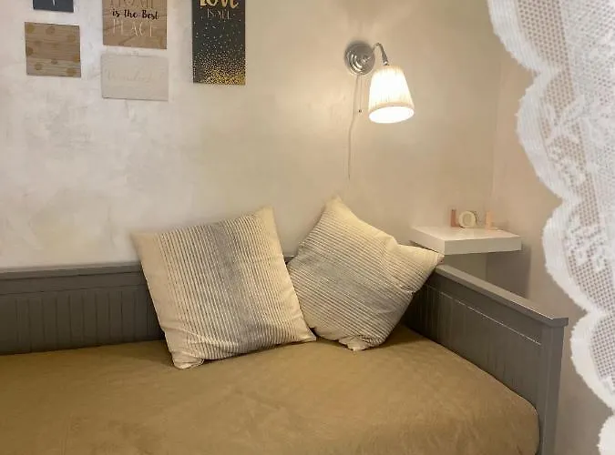 Apartment Bright Apartment Near Colosseum, Steps To Metro, Ac & Fast Wifi *