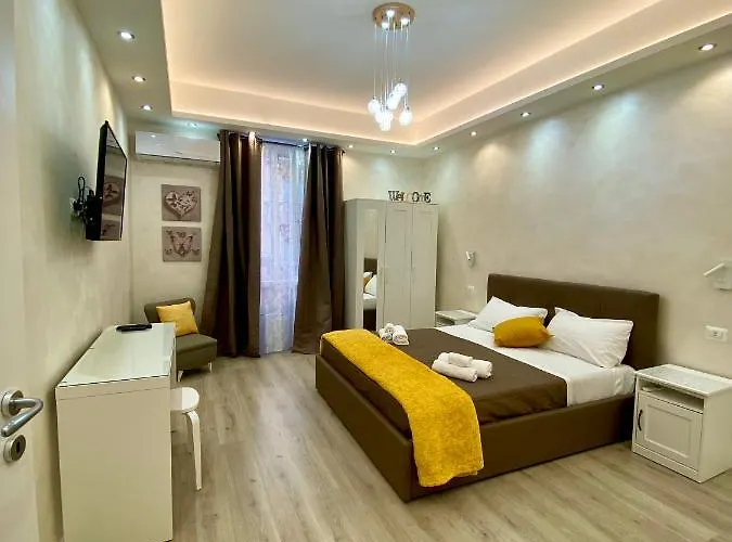Apartment Bright Apartment Near Colosseum, Steps To Metro, Ac & Fast Wifi *